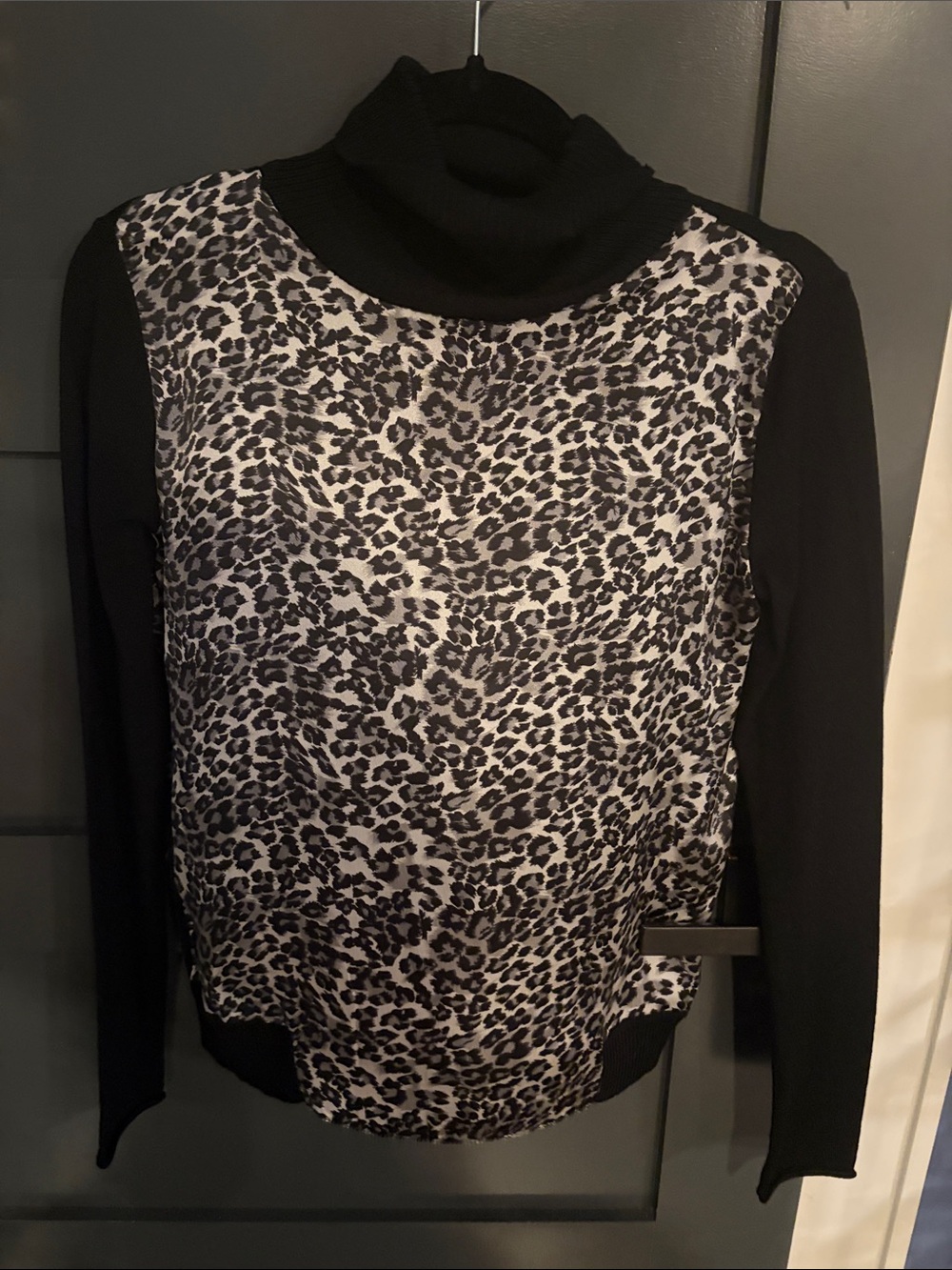 Leopard Print Turtleneck Sweater - Black & Cream